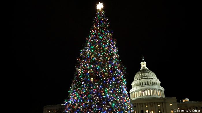 USA Kapitol in Washington | Weihnachtsbaum (Reuters/Y. Gripas)