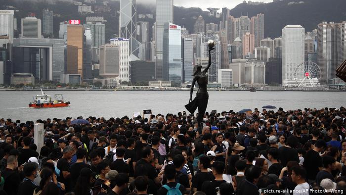 Hongkong Proteste (picture-alliance/AP Photo/A. Wong)