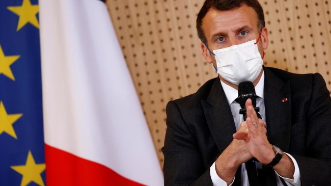 2021-04-14T164250Z_682696754_RC2SVM9BETL0_RTRMADP_3_HEALTH-CORONAVIRUS-FRANCE-MACRON.jpg