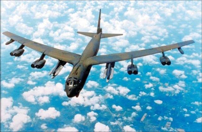 ��܊B-52H�Zը�C�ط��P�u�����Y���գ��W���磩