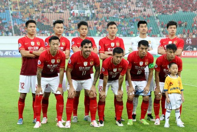中国队失强援 遭恒大欠薪及无球可踢回巴西
