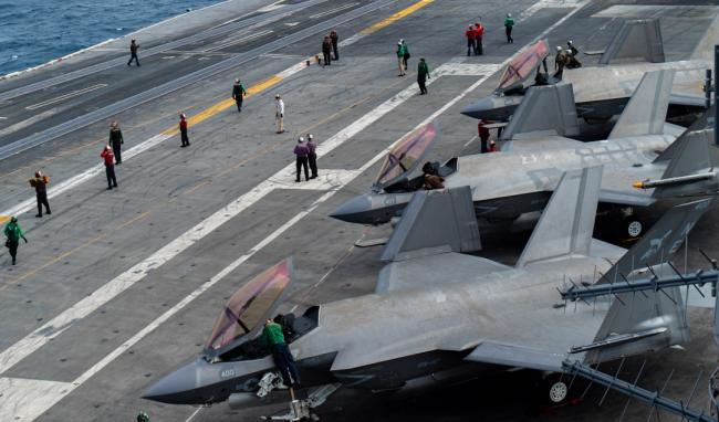 警惕！美军超“两打”F-35靠近中国集结！