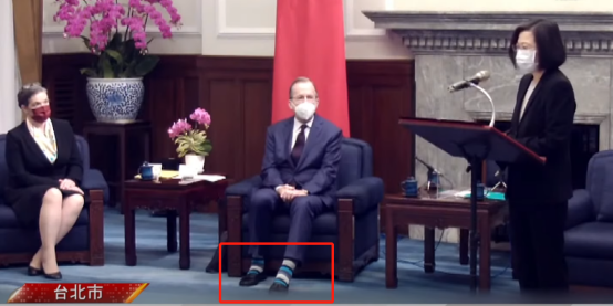 ̨ý�������ܷ��ų�Ա̬������ ����ɫ���Ӽ���Ӣ��