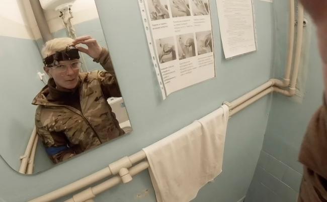 乌克兰军医塔伊拉用随身摄影机记录第一手伤亡惨况。美联社/Yuliia Paievska