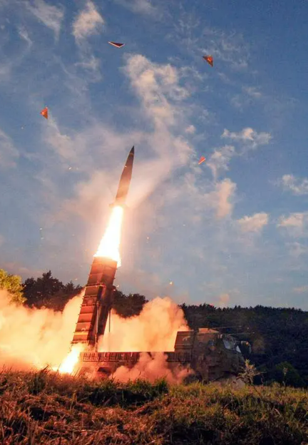 联合针对朝鲜 美韩时隔近5年再次实弹发射弹道导弹