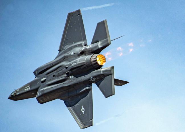 F-35将换“心”，一跃成为世界首款六代机么？