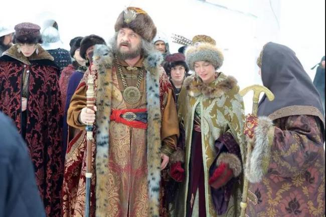 乌战中的黄种人：俄军里的东亚面孔和随军喇嘛
