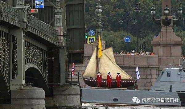 图集：全球聚焦圣彼得堡海军节阅兵式