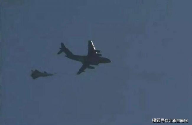 中国运油20终于官宣 助力轰6N成就战略轰炸机