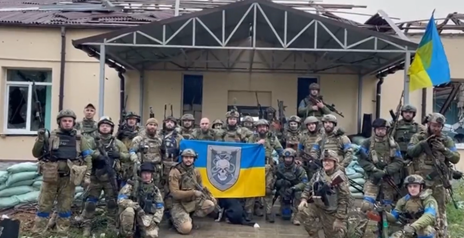 m܊꠸e죬cףڹƷݷɹ   D: z Defense of Ukraine  