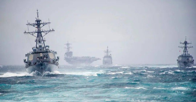俄海军4艘战舰遭袭爆炸！这战术值得中国学习