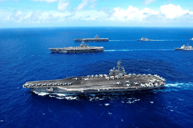 一旦开战，美国百艘航母将吞掉中国？