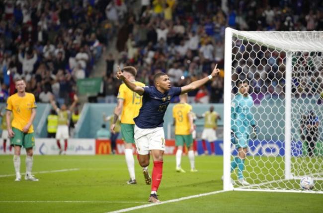 世界杯：法国4比1大胜澳洲 波兰0比0踢和墨西哥