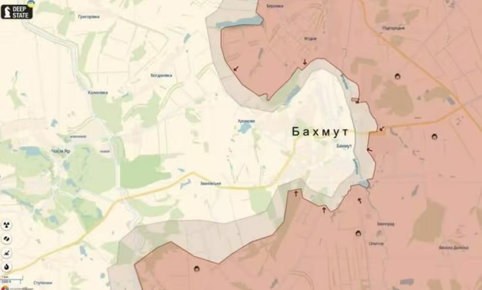 巴赫穆特戰況激烈，紅色為俄軍控制區，黑灰色為交戰區。 圖: 翻攝自《騰訊新聞》「秦蓁說」