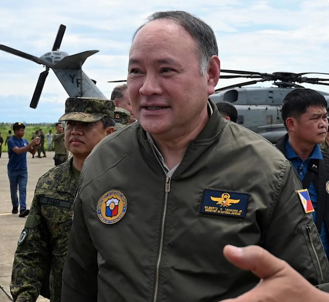 菲律宾国防部长这样形容中国式霸凌