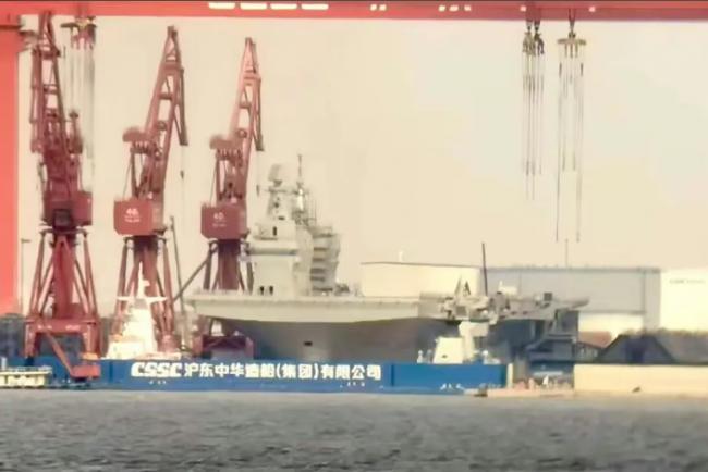 中国首艘076型两栖攻击舰即将下水-中国军情-世界论坛网(电脑版)