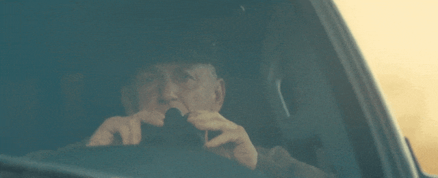 202510_17616814678512.gif 640 (1).gif