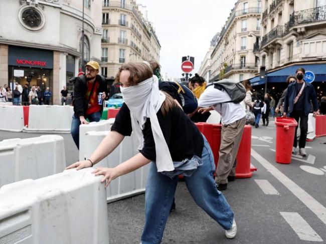 202512_17652309705102.jpg 640 (23).jpg