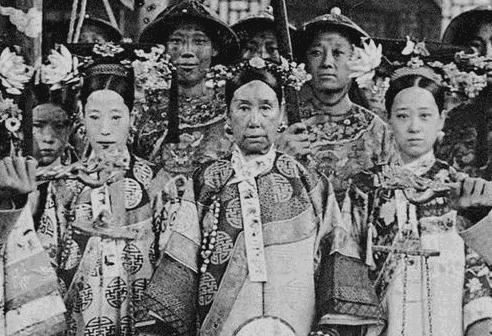 晚清第一美女是她 慈禧拍照一定得带身边 晚清第一美女是她 慈禧拍照一定得带身边