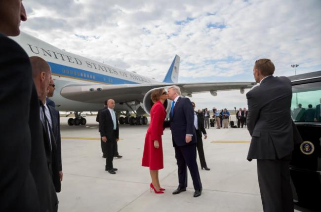 白宫发布组照为梅拉尼娅庆生 白宫发布组照为梅拉尼娅庆生