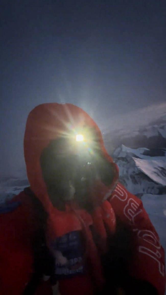 全球首位!北京中学生登顶珠峰 费用或近50万 全球首位!北京中学生登顶珠峰 费用或近50万