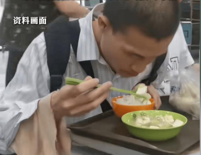 网友心疼韦神健康 家属回应让人心酸 网友心疼韦神健康 家属回应让人心酸