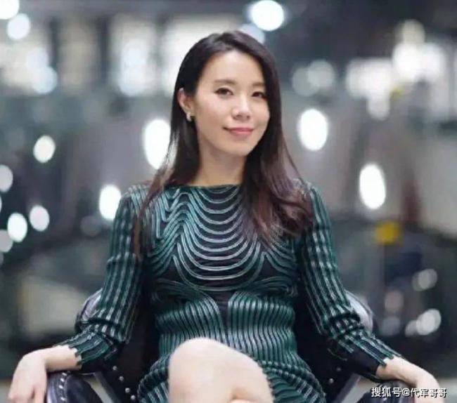 原来她是蔚来老板娘,曾是央视女主播才貌双全 原来她是蔚来老板娘,曾是央视女主播才貌双全