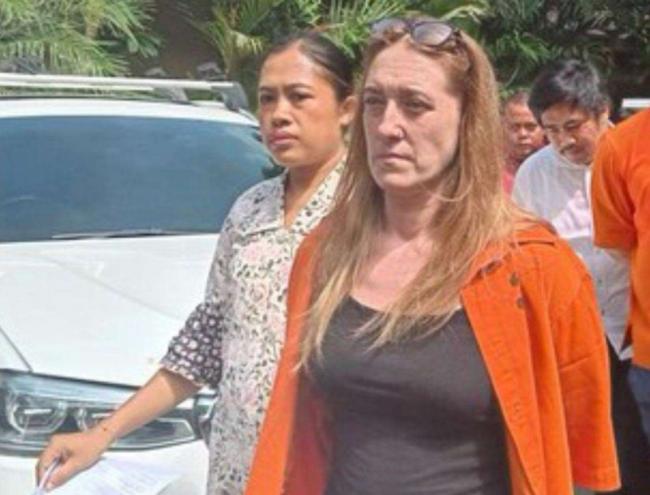 英三娃妈妈印尼面临枪决,坚称遭陷害 英三娃妈妈印尼面临枪决,坚称遭陷害