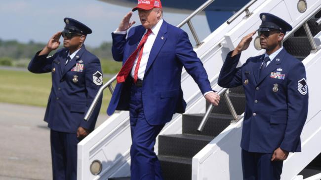 伊朗找欧洲救命 川普霸气说出一句话 伊朗找欧洲救命 川普霸气说出一句话