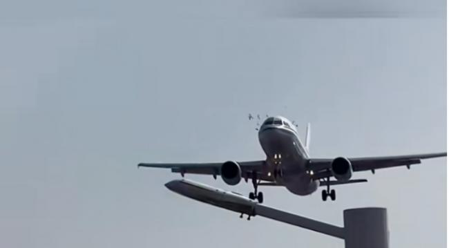 上海飞东京航班急坠7000米 5天两起险情 上海飞东京航班急坠7000米 5天两起险情