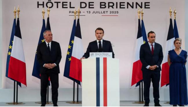 “1945年以来,自由从没有这样遭到威胁” “1945年以来,自由从没有这样遭到威胁”