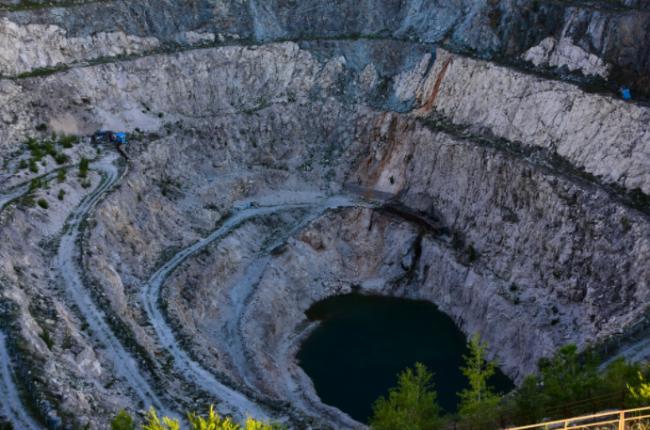 出口踩煞车 北京加速资源武器化对抗美关税 出口踩煞车 北京加速资源武器化对抗美关税