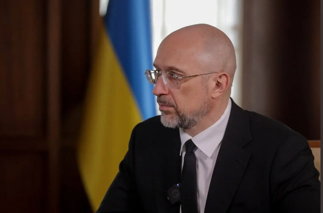 总理请辞 乌克兰内阁大换血 总理请辞 乌克兰内阁大换血