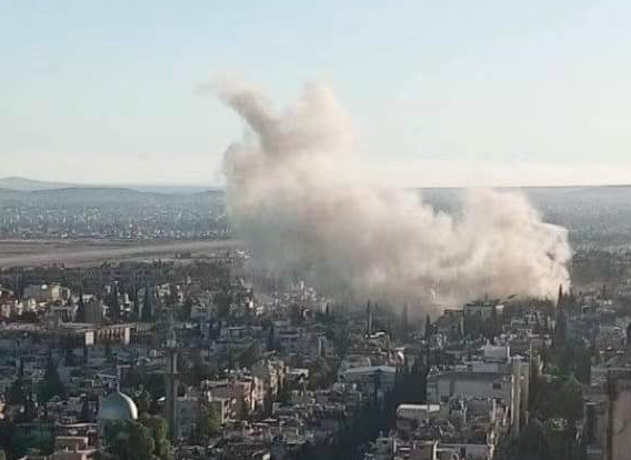 快讯:以色列空袭叙利亚 首都传巨大爆炸 快讯:以色列空袭叙利亚 首都传巨大爆炸