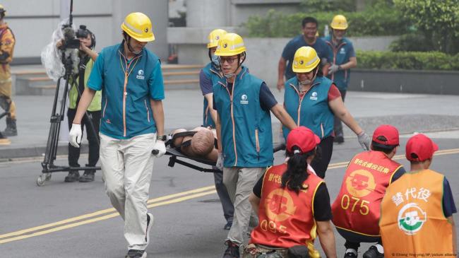 台北举行防空演习 模拟中国攻台 台北举行防空演习 模拟中国攻台