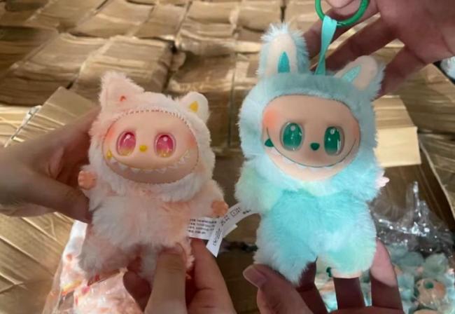 中国自食恶果 Labubu假货泛滥 中国自食恶果 Labubu假货泛滥