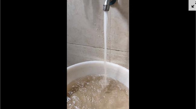 中国污水连环爆 杭州变“便”州 湖南居民上街 中国污水连环爆 杭州变“便”州 湖南居民上街