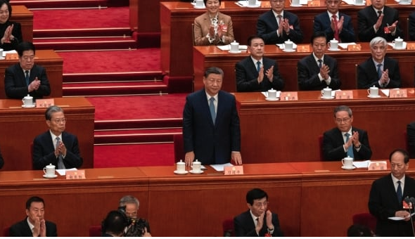 这两人同步“辱习” 释重磅信号 这两人同步“辱习” 释重磅信号