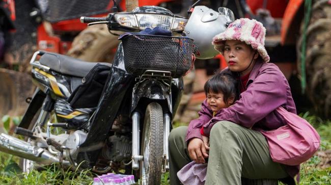 泰柬冲突死亡人数升至33人 柬呼吁立即停火 泰柬冲突死亡人数升至33人 柬呼吁立即停火