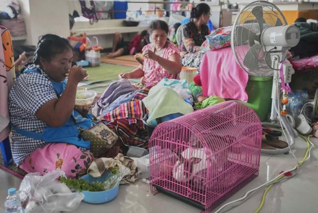 川普深夜介入调停无效 泰柬第交火升级 川普深夜介入调停无效 泰柬第交火升级