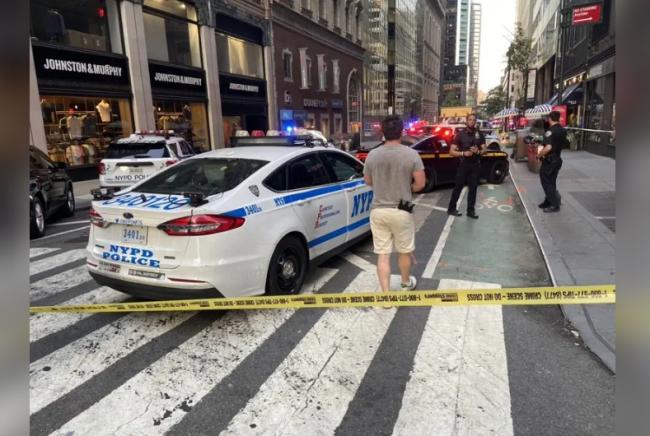 曼哈顿中城大楼枪案 含枪手5人亡1警殉职 曼哈顿中城大楼枪案 含枪手5人亡1警殉职