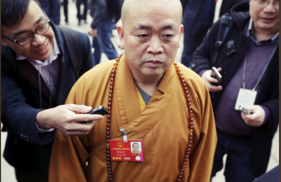 去年还在说“方丈清白” 今年就翻脸不认人了 去年还在说“方丈清白” 今年就翻脸不认人了