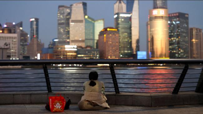 一场全面塌方正发生… 一场全面塌方正发生…