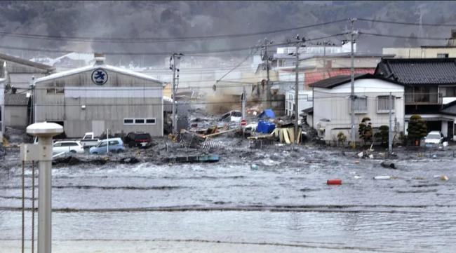 别轻忽海啸 等看到再跑就太晚了 别轻忽海啸 等看到再跑就太晚了