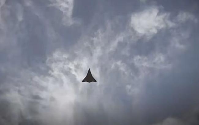 中国最新隐形战机又曝光 中国最新隐形战机又曝光