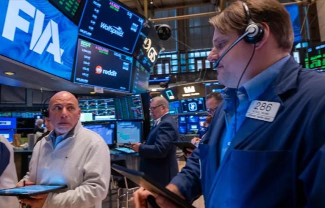 分歧加剧 美股现见顶警讯 分歧加剧 美股现见顶警讯