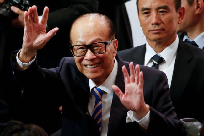 李嘉诚港口尚未卖成 长和利润暴跌92% 李嘉诚港口尚未卖成 长和利润暴跌92%