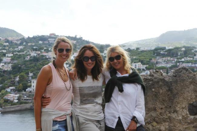 从形影不离到对簿公堂 两位亿万富豪闺蜜翻脸了 从形影不离到对簿公堂 两位亿万富豪闺蜜翻脸了