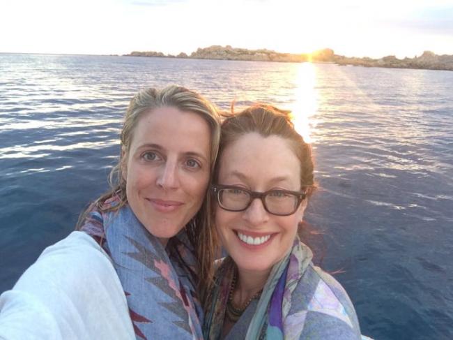 从形影不离到对簿公堂 两位亿万富豪闺蜜翻脸了 从形影不离到对簿公堂 两位亿万富豪闺蜜翻脸了