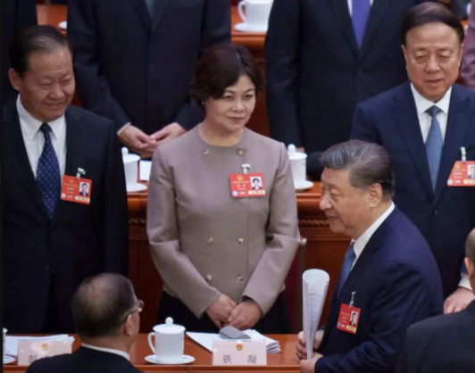 杨兰兰妈终于找到了  果不其然… 杨兰兰妈终于找到了  果不其然…